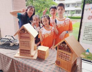台中國小師生成果展–「松鼠櫟險記」開展了