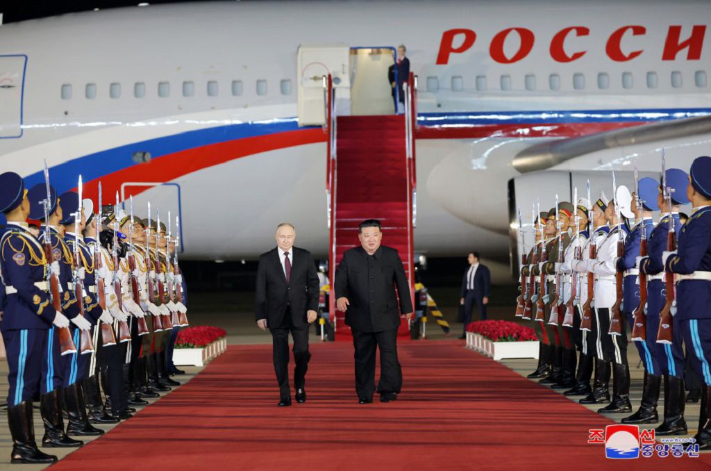 金正恩紅毯迎普京 朝俄全面發展戰略夥伴關係2