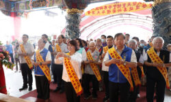 嘉邑鎮天宮慶祝武哲天皇關聖帝君御誕暨建宮60週年祝壽大典 黃敏惠市長參拜祈福願國泰民安