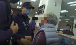 民權警苦口婆心攔阻母女0