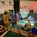 騎機車婦人捲進大貨車底 宣告不治