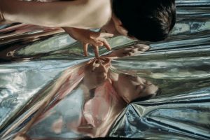 「2025正港雄有戲」藟艸合作社《身體有詭#3》　以身體回應歷史與建築　展開「詭」托邦想像