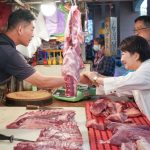 豬肉攤開市 盧秀燕赴市場關心豬肉供需