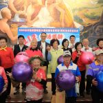 高齡友善失智樂活 台中慈濟聚七百長輩迎馬年