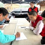 了解水情 謝國樑再前進碇內指揮所