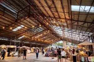 中都磚窯廠夜未眠 打造冬日文化聚會