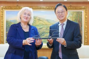 荷蘭哈勒默梅爾市長訪桃