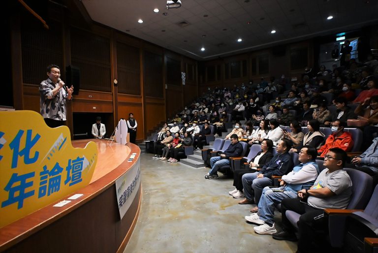 彰化青年論壇 郭子乾分享人生歷程