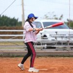 歲末棒球體驗日 家扶孩子勇敢揮棒