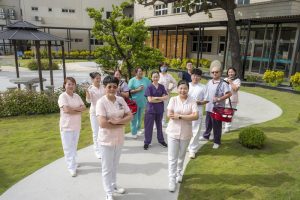 輔英科大兩代護理人 閃耀醫護界