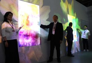 流光藝境視覺特展 駁二開展