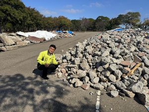 綠地停車場遭堆置廢棄物 楊典忠批:最壞示範