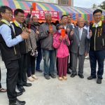 南紡總裁侯博明 北門故鄉發冬令慰問金