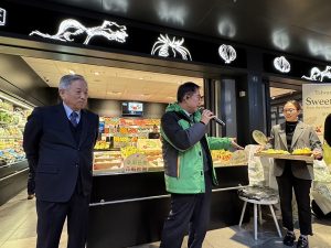 台南芭樂首航荷蘭 黃偉哲外銷進軍歐洲新藍海