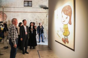 奈良美智10年巡展 抵嘉縣新港