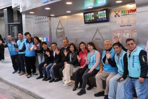 公私協力候車亭 興寮里正式啟用