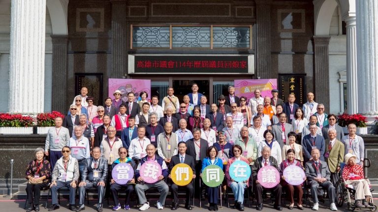 當我們同在議起 康裕成歡迎前輩回娘家