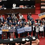 立院三讀停砍公立學校教職員年金　自113年提前停降退休所得替代率