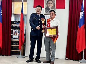 霧峰警友辦事處主任戴儲賢 獲好人好事代表暨八德獎