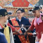 高雄三山媽祖暨白沙屯媽祖盛大合體遶境祈福 陳其邁扶轎起駕