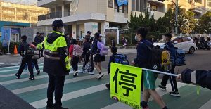 北捷事件後首個上課日 大雅警展見警率護童