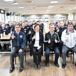 成功嶺探視子弟兵 王惠美盼立定志向