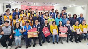 八德公所結合民間愛心力量 助弱戶過好年