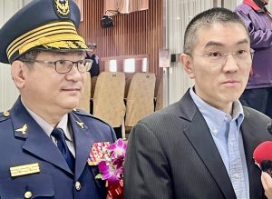 　【幽湖閒話】禮讓行人！∕李伯元