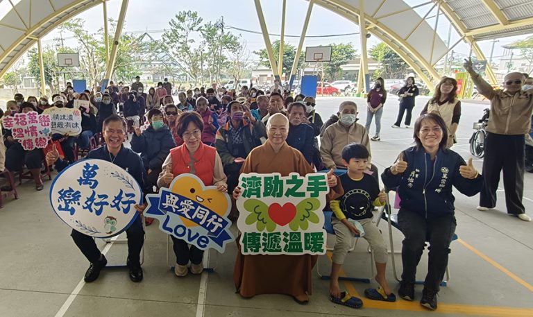 五大寺院聯手送暖 溫暖屏東千戶弱勢