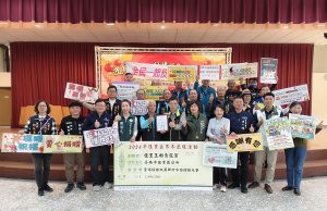 佳里青龍宮寒冬送暖助弱勢過好年