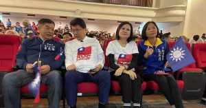 國民黨團力挺謝龍介 走中道才是王道