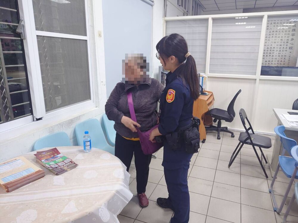 外籍婦迷途市區 陽明警溫柔陪伴找到回家方向