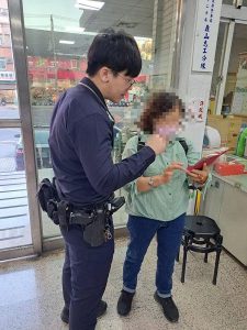 女子網戀遭索禮品卡 鼎山警識破假交友騙局
