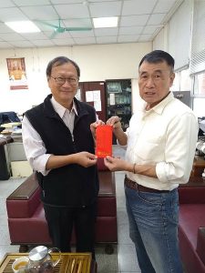 張漢忠贊助青年國中籃球隊經費 祈祝全國賽連戰皆捷