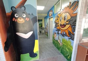 桃源國中克服天災試煉 從土石堆中找回校園 「老舊廁所、組合屋汛期臨時多功能安置處與綜合球場整修」落成