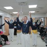 慈濟志工歲末送暖陪伴長者 寒冬祝福長者共享安康