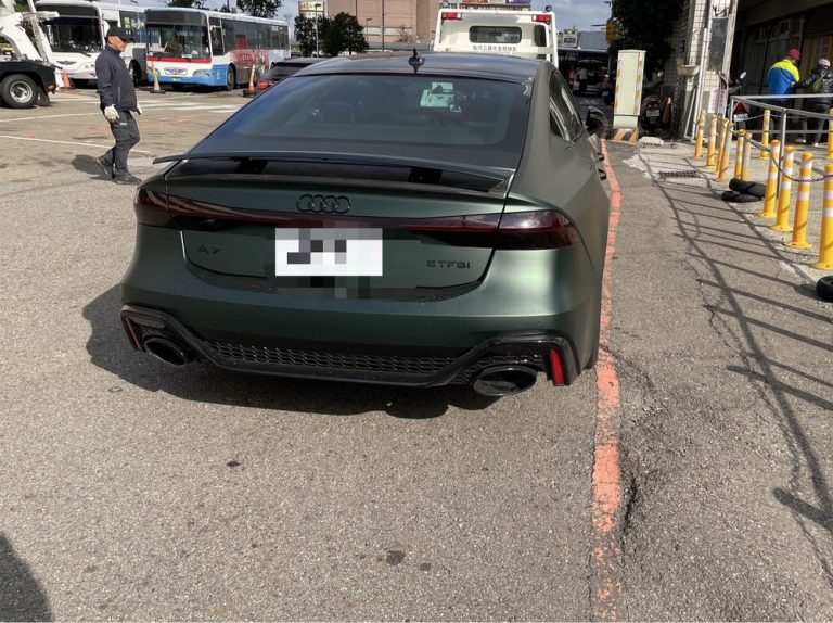 車輛遭拖吊民眾撕封條上車 苗警呼籲守法