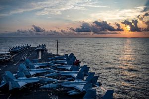 美軍林肯號航母正駛往伊朗