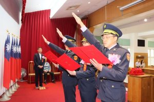 苗縣分局長聯合交接 鍾東錦期勉強化治安