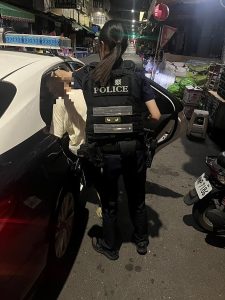 高齡翁凌晨徘徊 民權警助找到回家路