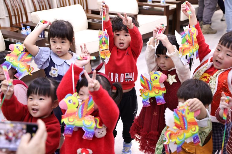 基隆「飛天馬」小提燈 27日起發放