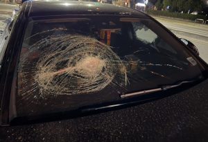 車輛遭歹徒持重物毀損 健康警已鎖定作案嫌犯