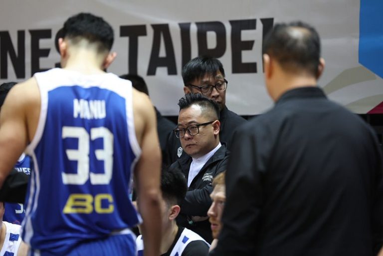 世界盃男籃亞洲區資格賽 童子瑋為國家隊加油