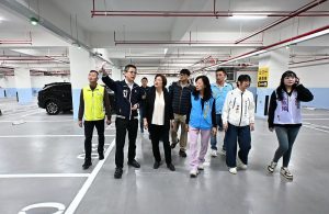 鹿港鎮洛津國小操場設置地下停車場兼蓄洪池 盛大啟用