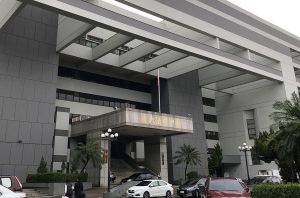 律師公會理事長旁聽被恐嚇法官消極不作為