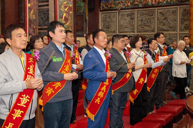 翁章梁赴溪口天臺殿朴子天公壇參拜祈福