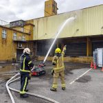 基市消防局實兵演練大型倉儲火災搶救