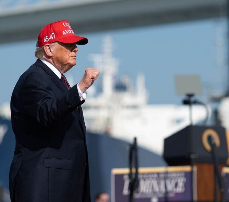 川普宣布對伊朗發動大規模作戰行動