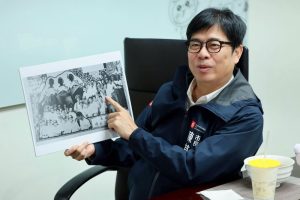 年節時刻與親人相聚 陳其邁憶青澀年少 分享在地好滋味