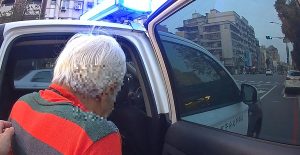 福德警善用建檔資料助迷途婦返家